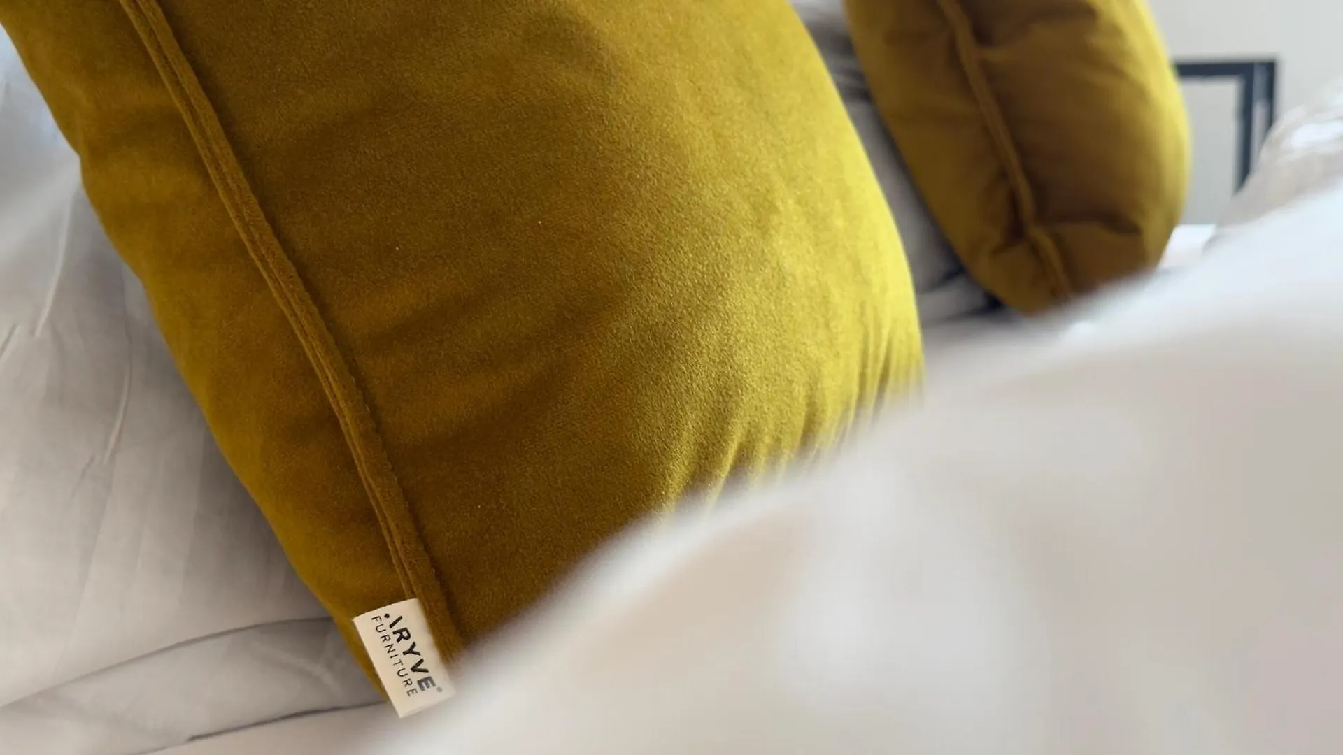 Aryve Boutique-Apartment Dresdner Penthouse Mit Dachterrasse - Tiefgaragenstellplaetze - Design-Interieur Dresden 0*,
